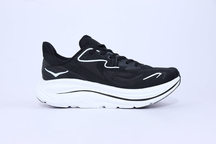 Clifton 10 - HK Unisex Sneakers - Black