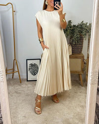 Sophia - Elegant Spliced Pleated Maxi Dress
