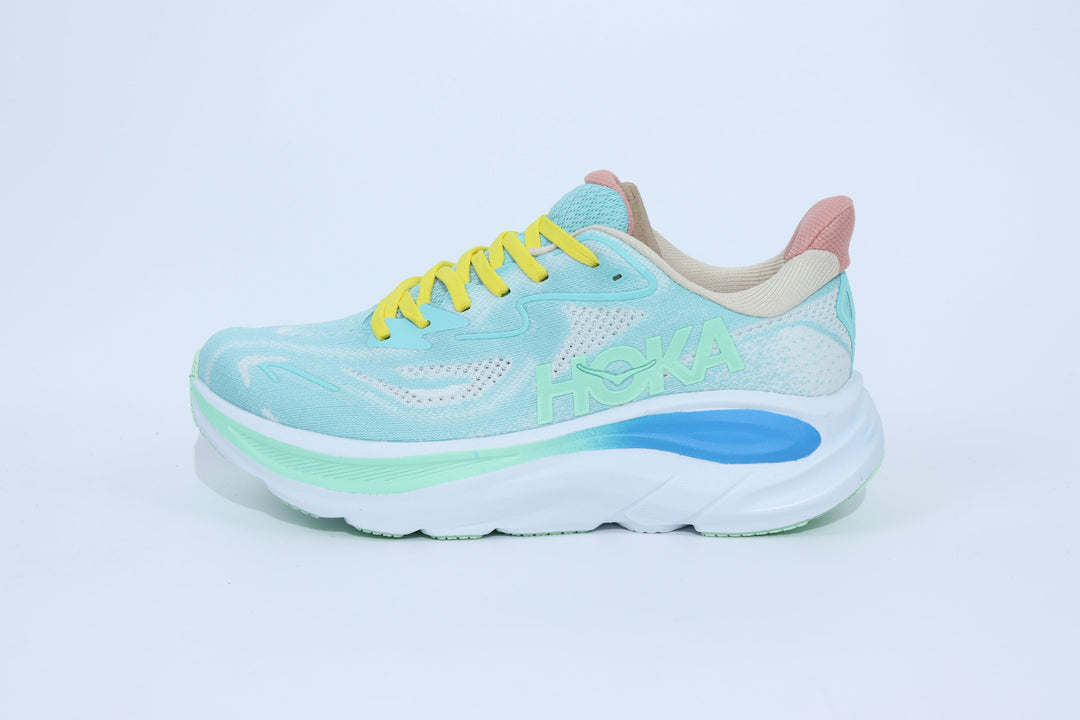 Clifton 10 - HK Unisex Sneakers - Light Blue