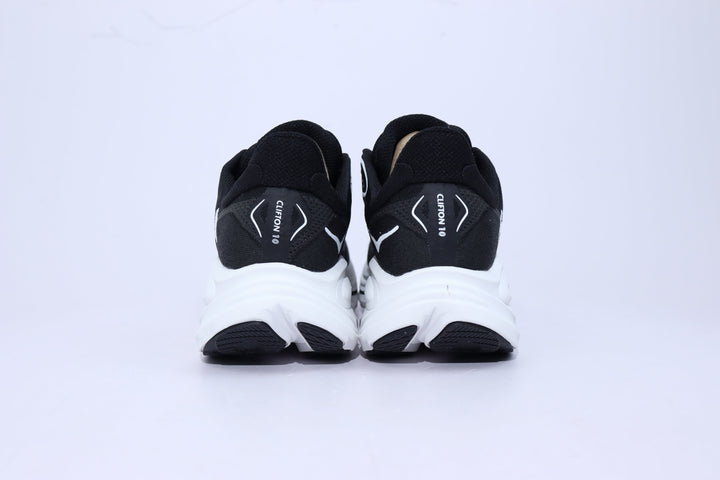 Clifton 10 - HK Unisex Sneakers - Black