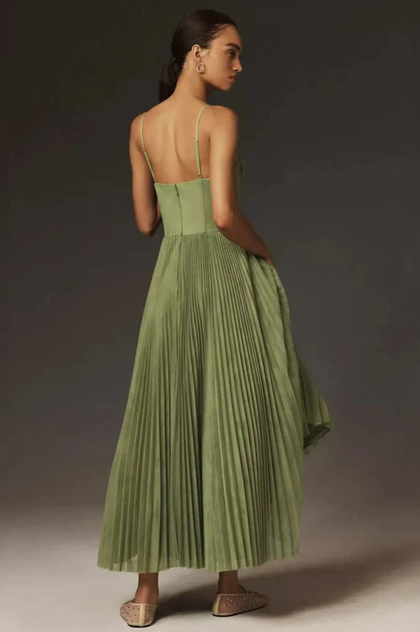 Claire - Elegant Pleated Dress