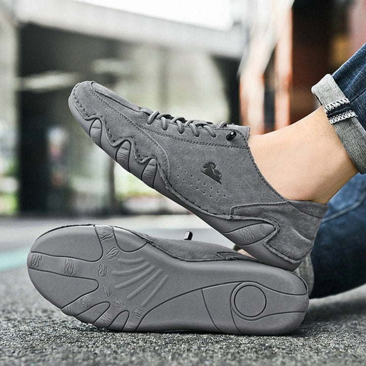 Cameron | Unisex Hand-Stitched Leather Low-Top Sneakers with Non-Slip Sole