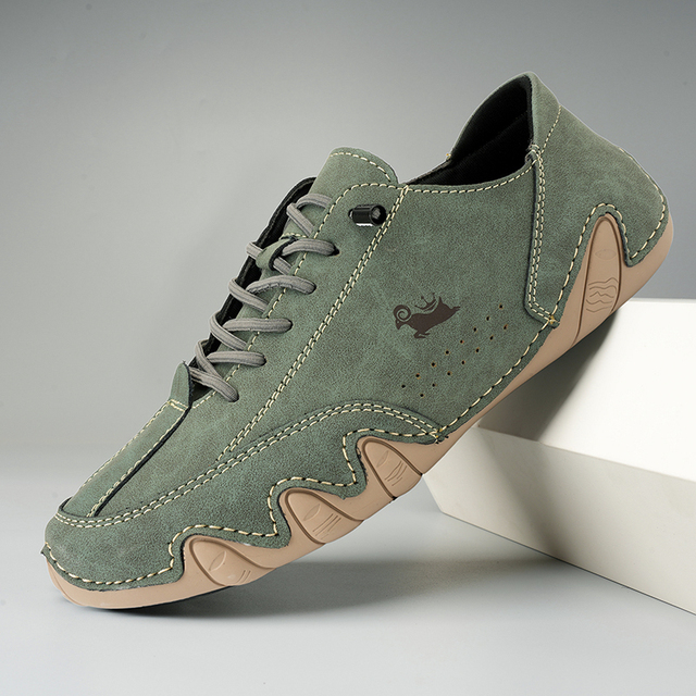 Cameron | Unisex Hand-Stitched Leather Low-Top Sneakers with Non-Slip Sole
